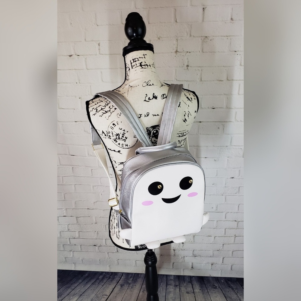 🆕️👻 NWT Betsey Johnson Ghost Small Backpack